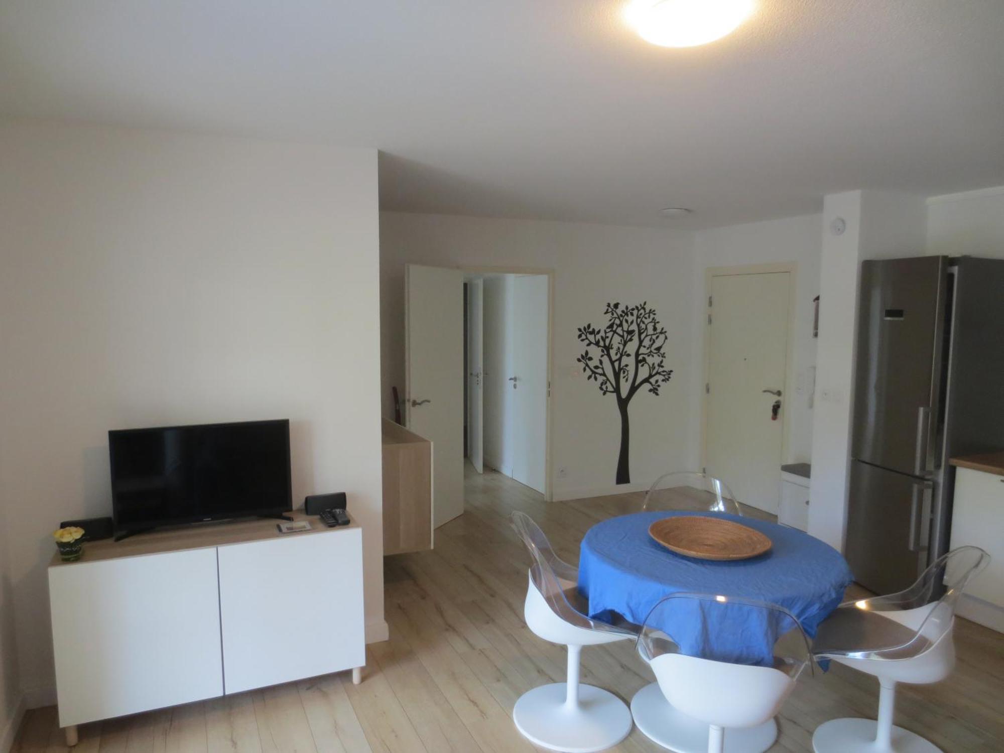 Appartement Rez De Jardin T3 Recent Et Calme Au Nouvelles Terres A La Londe Les Maures Extérieur photo