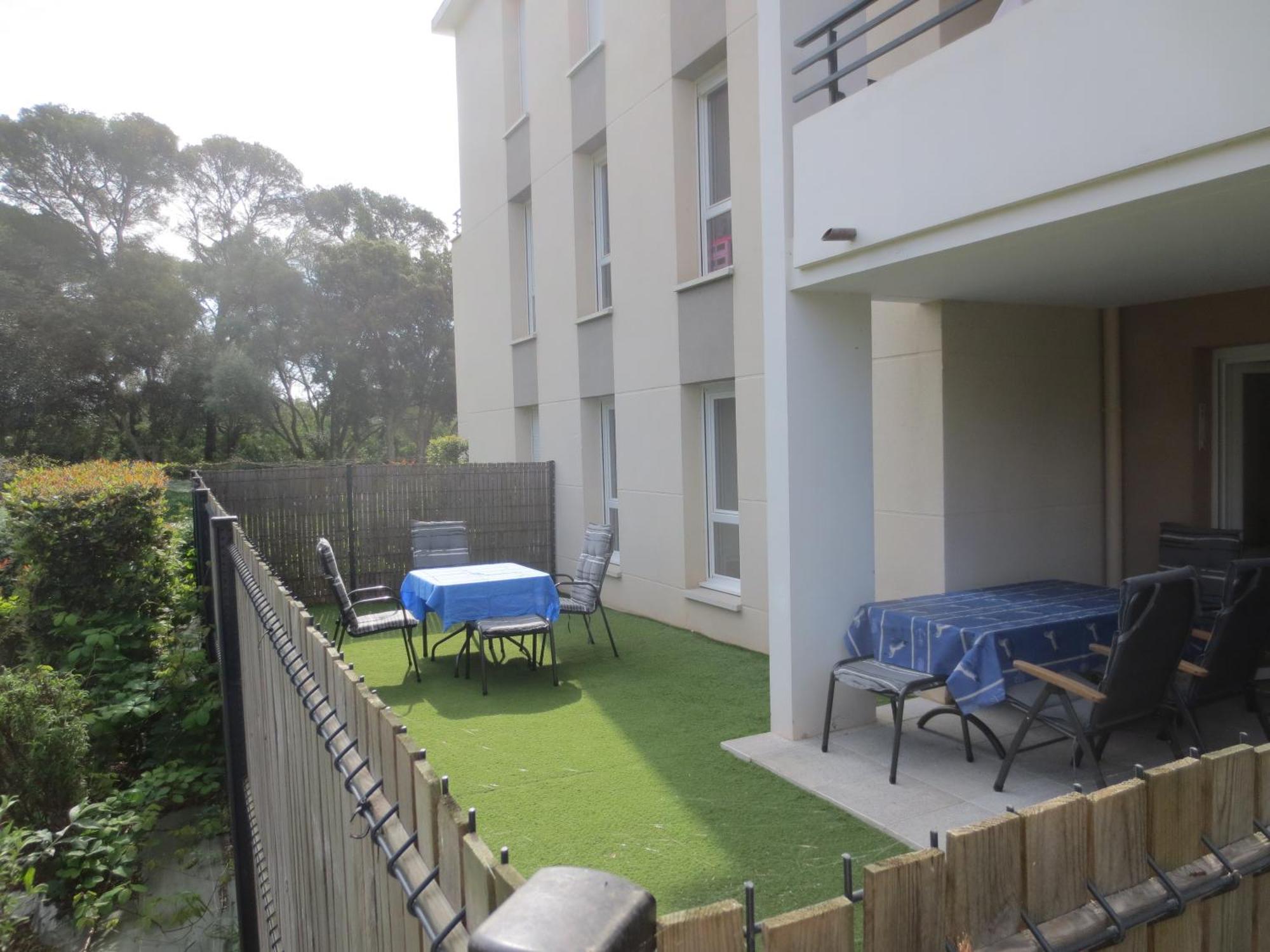 Appartement Rez De Jardin T3 Recent Et Calme Au Nouvelles Terres A La Londe Les Maures Extérieur photo